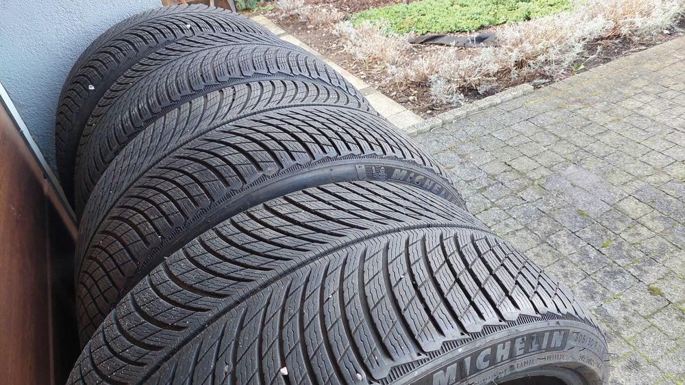 Opony zimowe 265/305/65/21