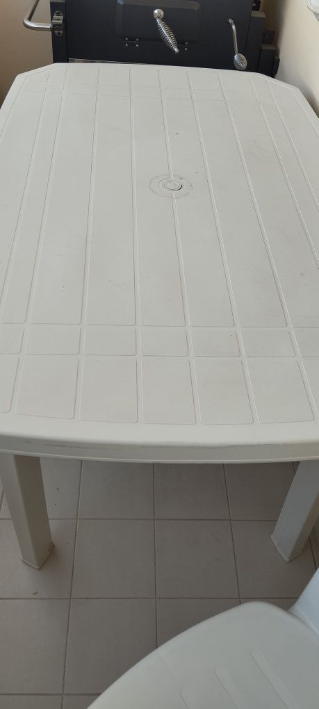 Mesa de Jardim  sem defeito