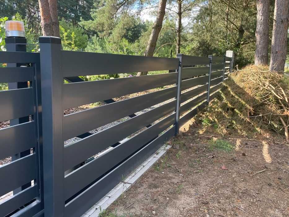 Nowoczesne przęsło palisadowe 2x1,2 m, ogrodzenia palisadowe, montaż