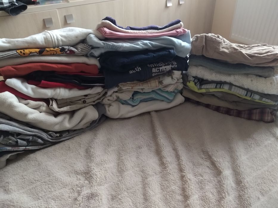 Ubrania 68, 74 chłopięce, bluzy, bluzki