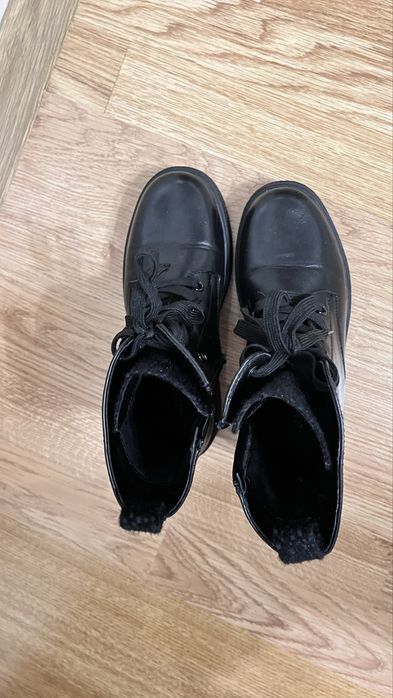 Черевики, ботинки