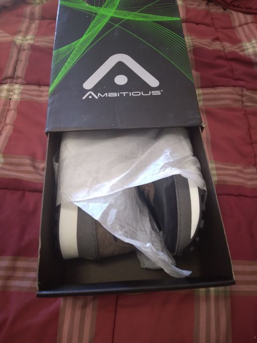 Sapatilhas Ambitious 39