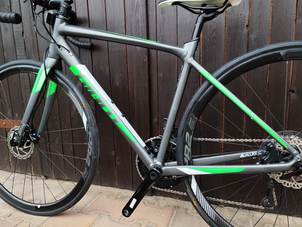 Nowy Giant Contend S (rower szosowy endurance, Cube Kross Merida)