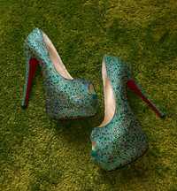 Туфли Christian Louboutin Strass Swarovski со стразами и камнями