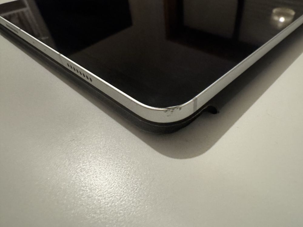 iPad Pro 11” 3ª Gen 256GB Wi-Fi+Cellular + Pencil + Teclado