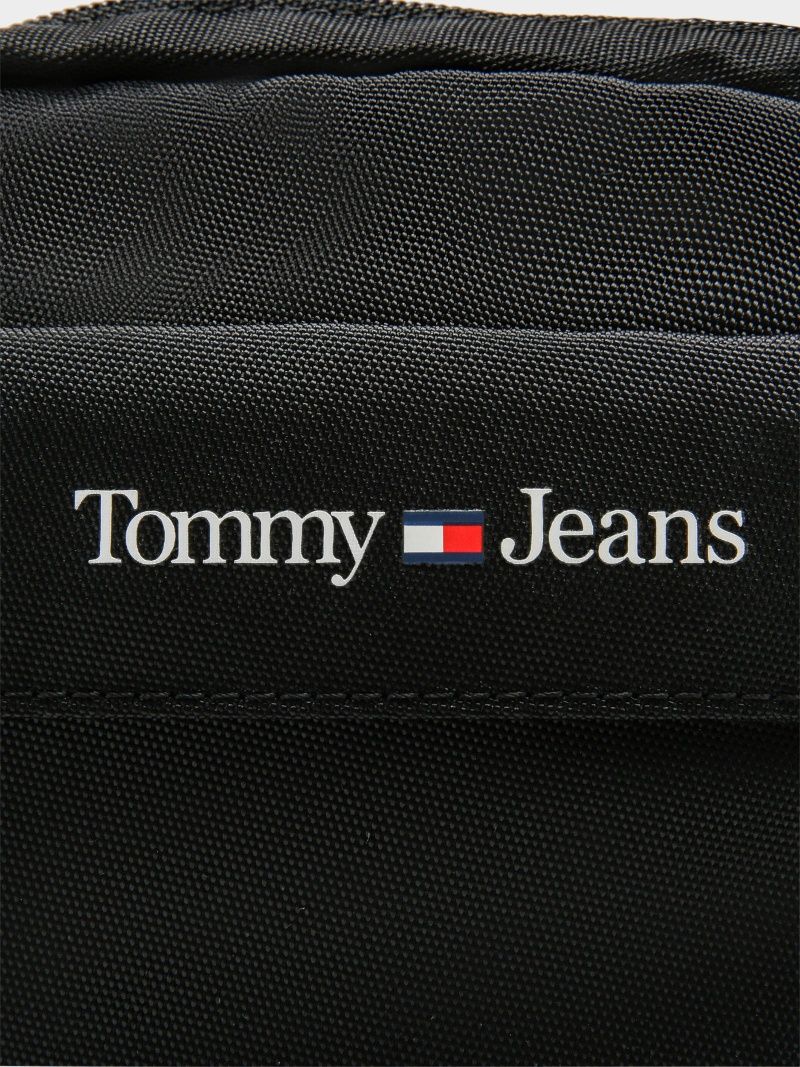 Сумка через плечо из коллекции Tommy Jeans.