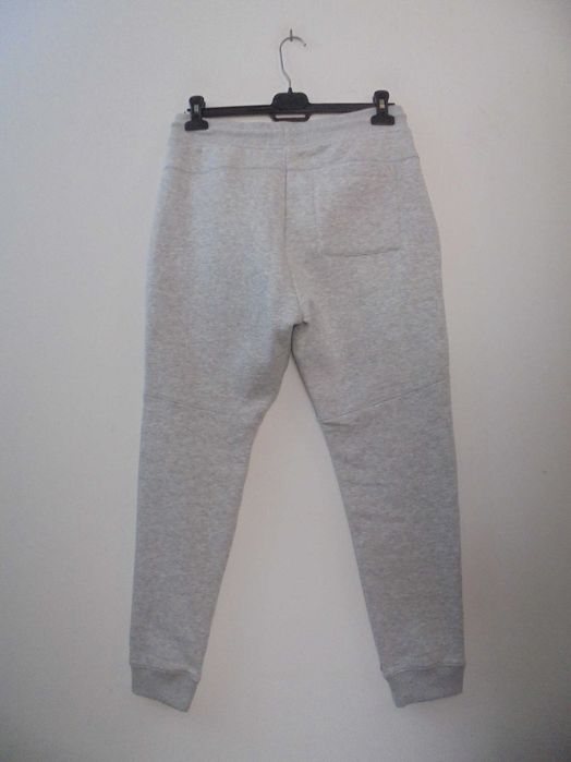 calças de homem da marca Bershka