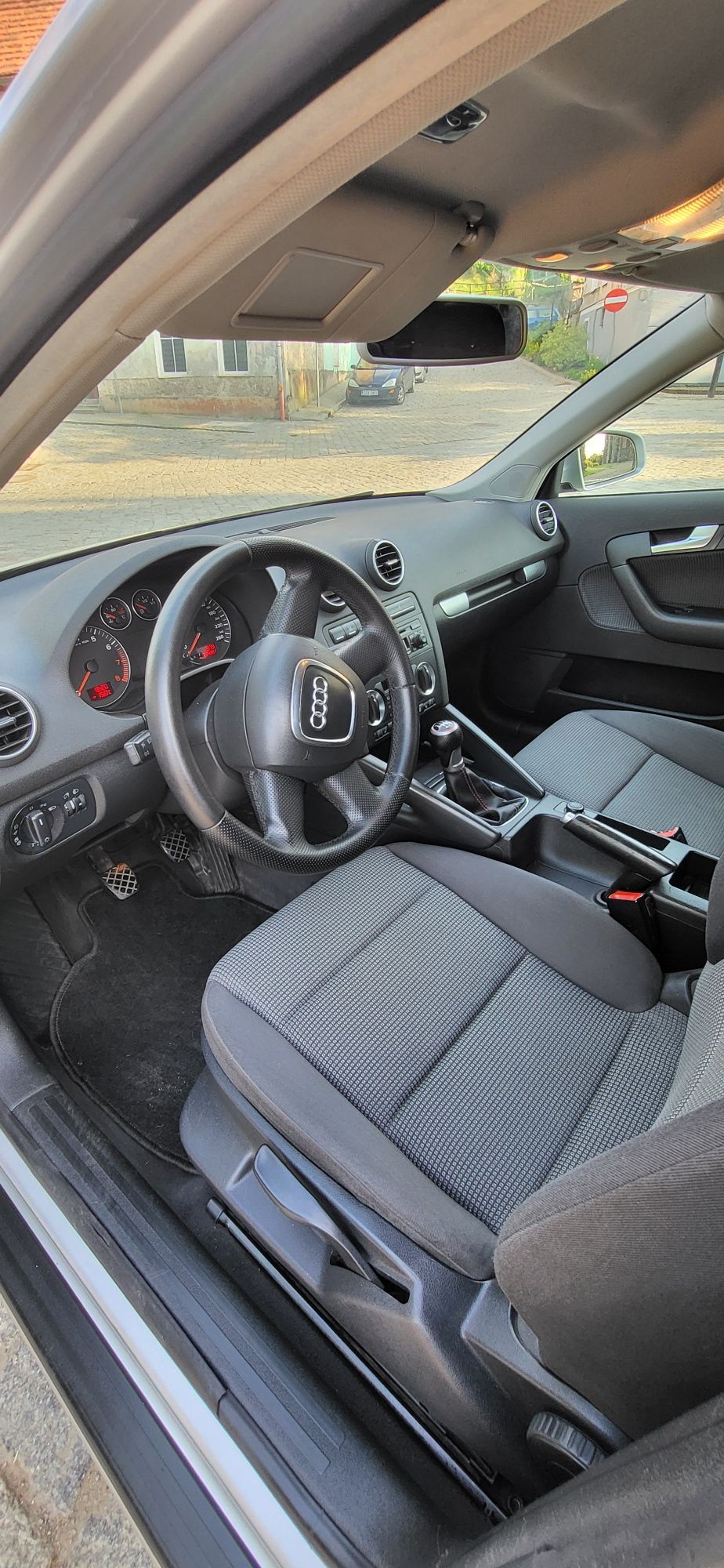 Audi A3 1.6 MPI 102km  Super Stan