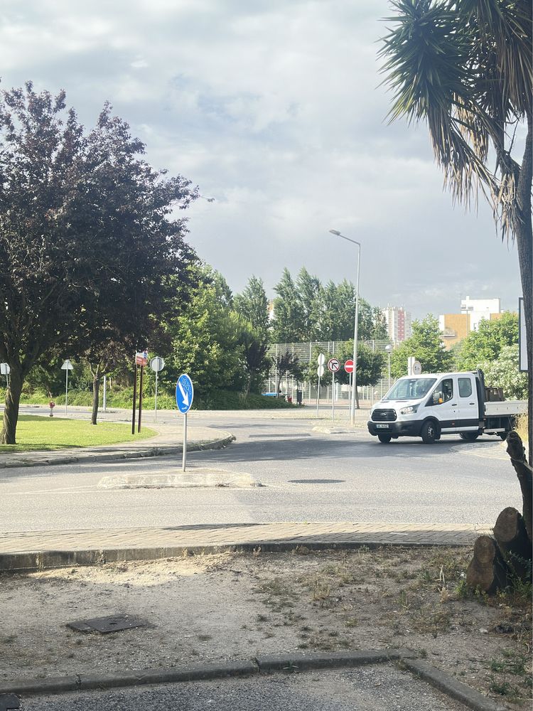 Aluga se quarto para mulheres