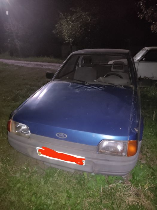 Продам авто у гарному стані,є лише пару моментів