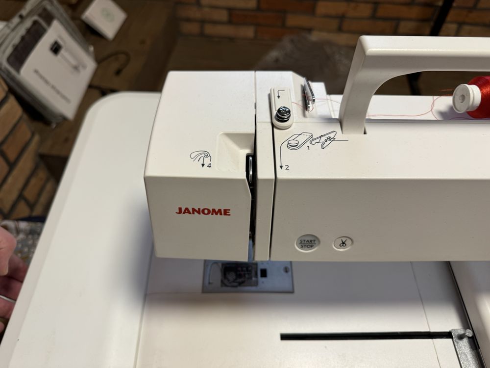 Hafciarka JANOME MC500E + program Artistic Digitizer JR