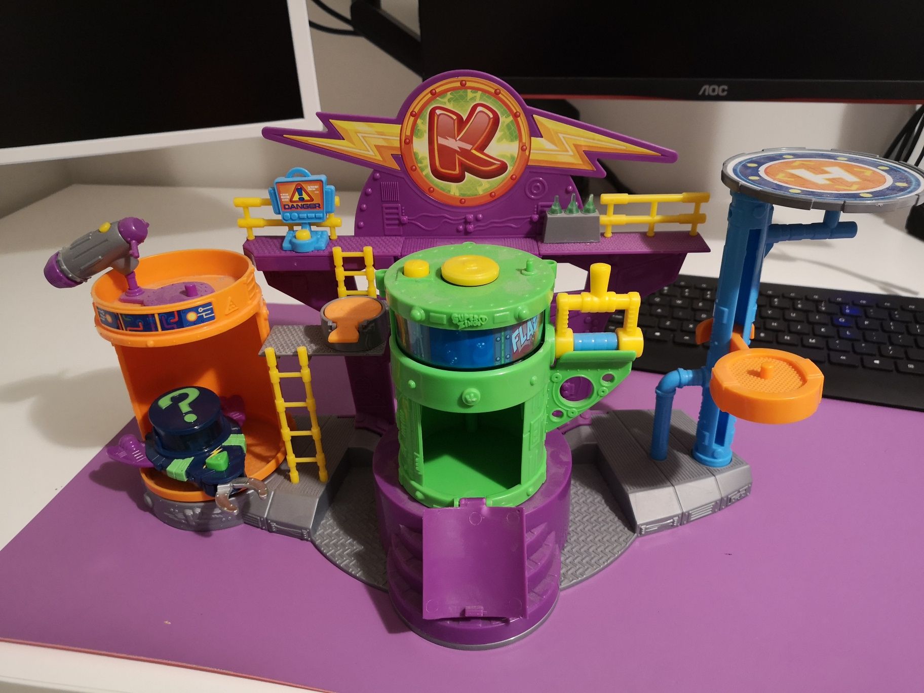 Super Zings Kazoom Lab. Laboratorium ZABAWKA