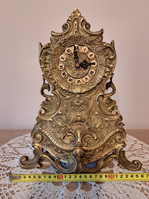 Mosieżny zegar kominkowy