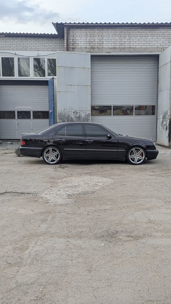 Продам мерседес е55 амг 1998 м113к