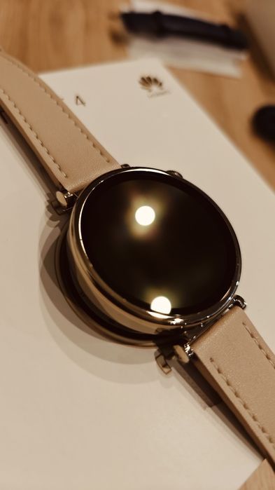 Huawei Watch GT4 damski, ekran idealny, komplet.