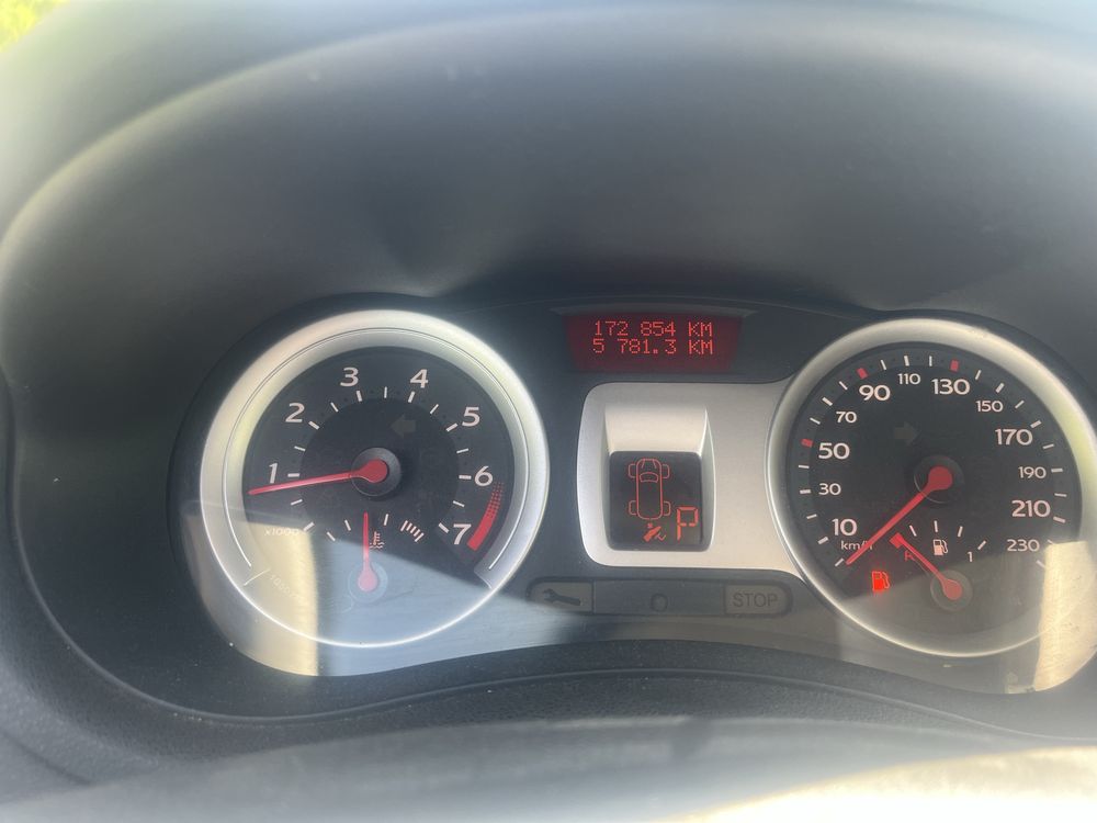 Clio 3 automat 1.6 benzyna