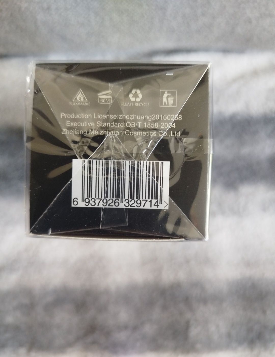 Nowy perfum męski 100 ml super zapach