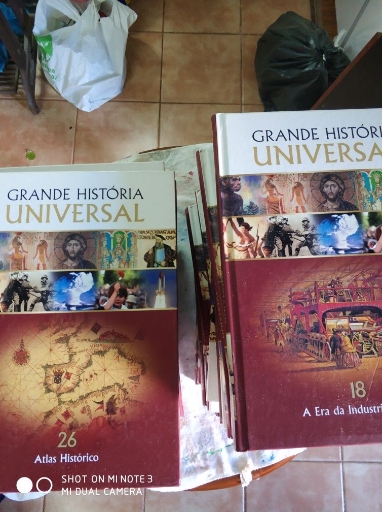 Livros grande história universal