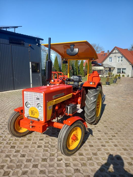 Ciągnik  mccormick international