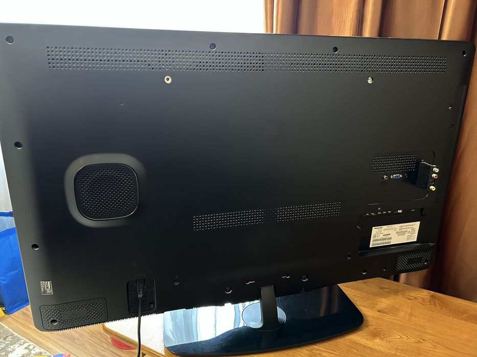 Продам Телевізор philips 40PFL5206H/58 САМОВИВІЗ