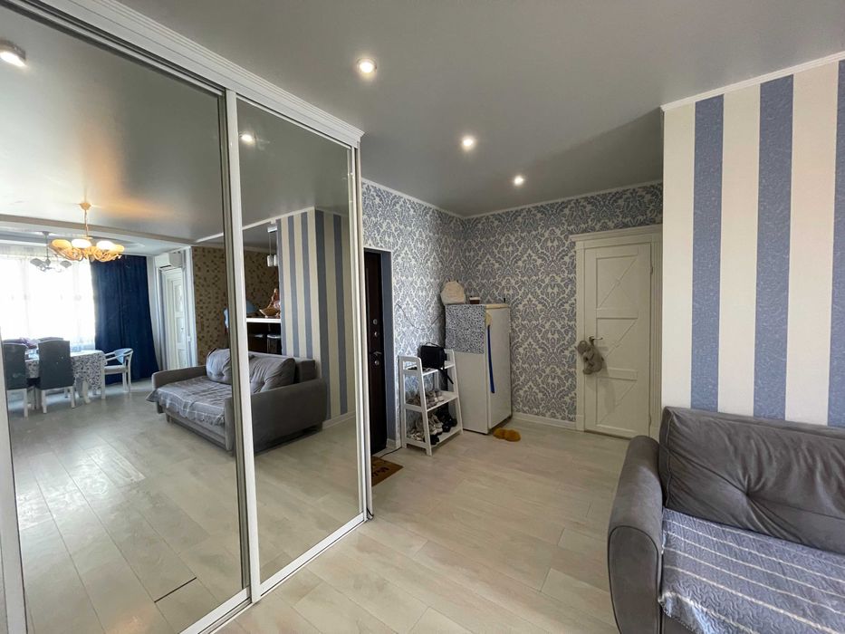 Терміновий продаж сучасної двухкімнатної квартири