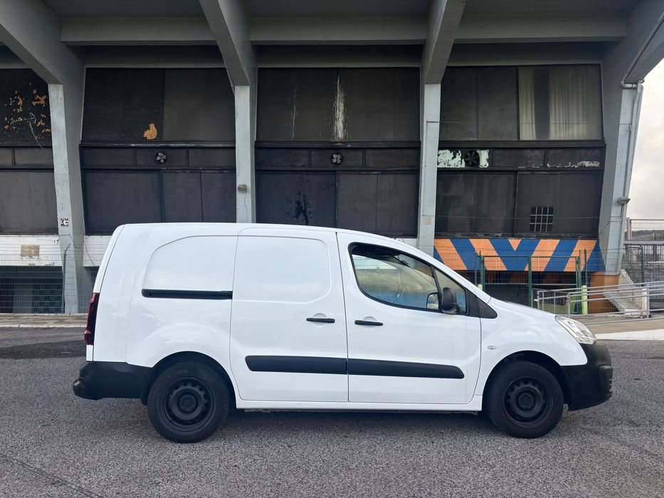 CITROEN BERLINGO CLUB BLUEHDI 100 BVM CLUB XL