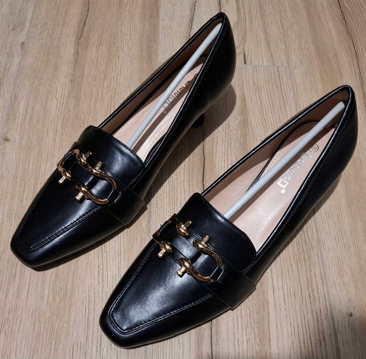 Buty na Obcasie Czółenka Lassod rozmiar 40 NOWE