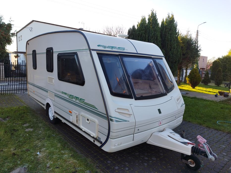 Zadbana,automatyczny mover,namiot