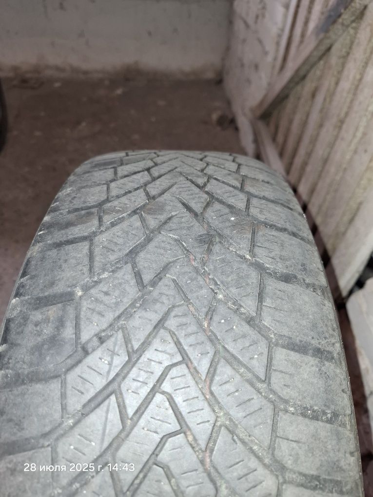 Opony 205x55x16 razom z felgami
