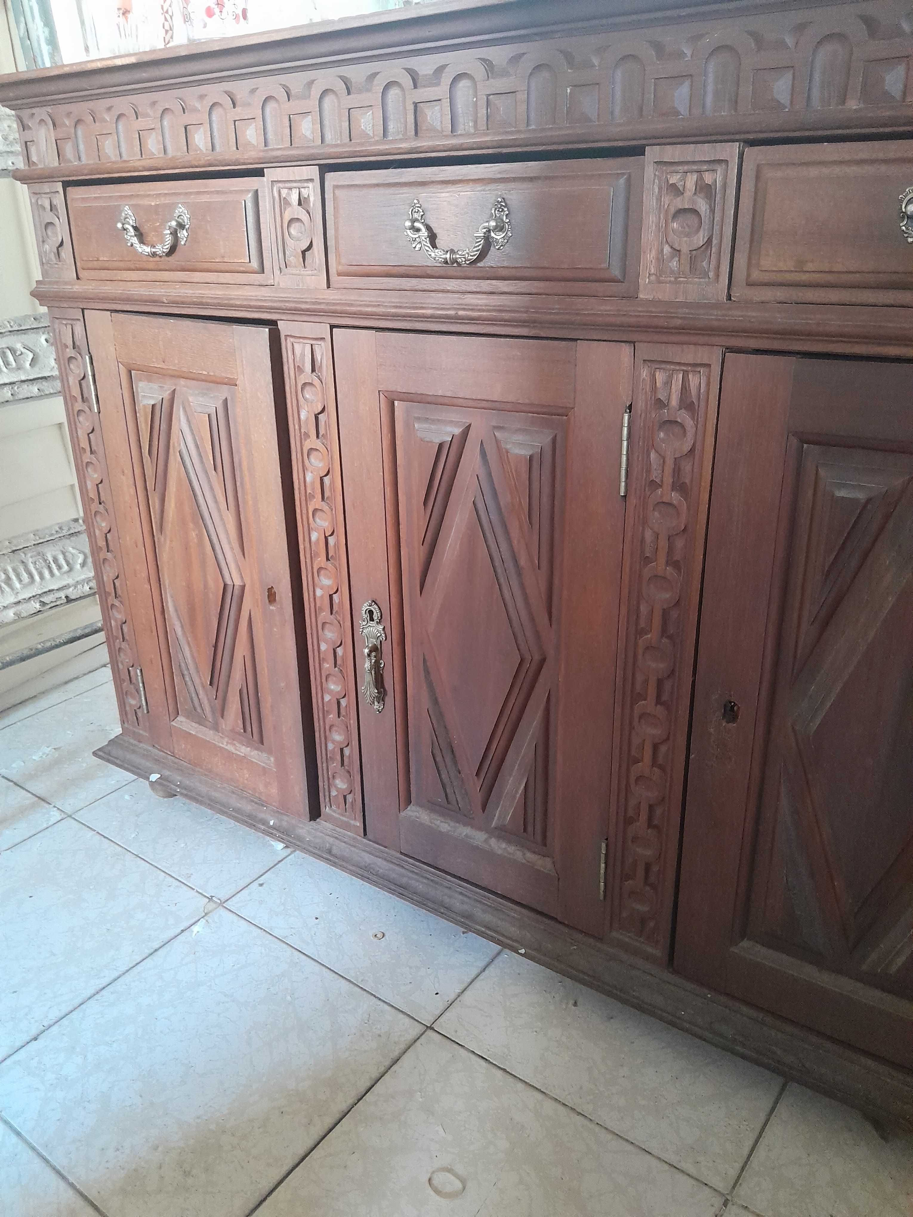 Móvel /aparador para corredor ou sala