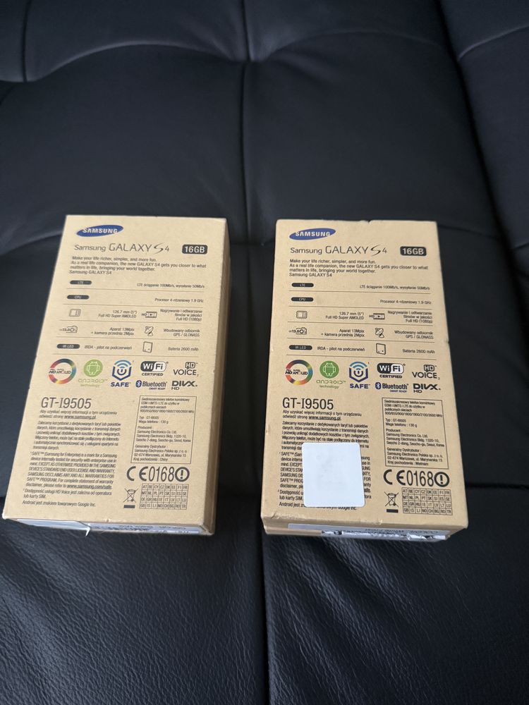 Pudełko Samsung Galaxy S4+ słulchawki gratis