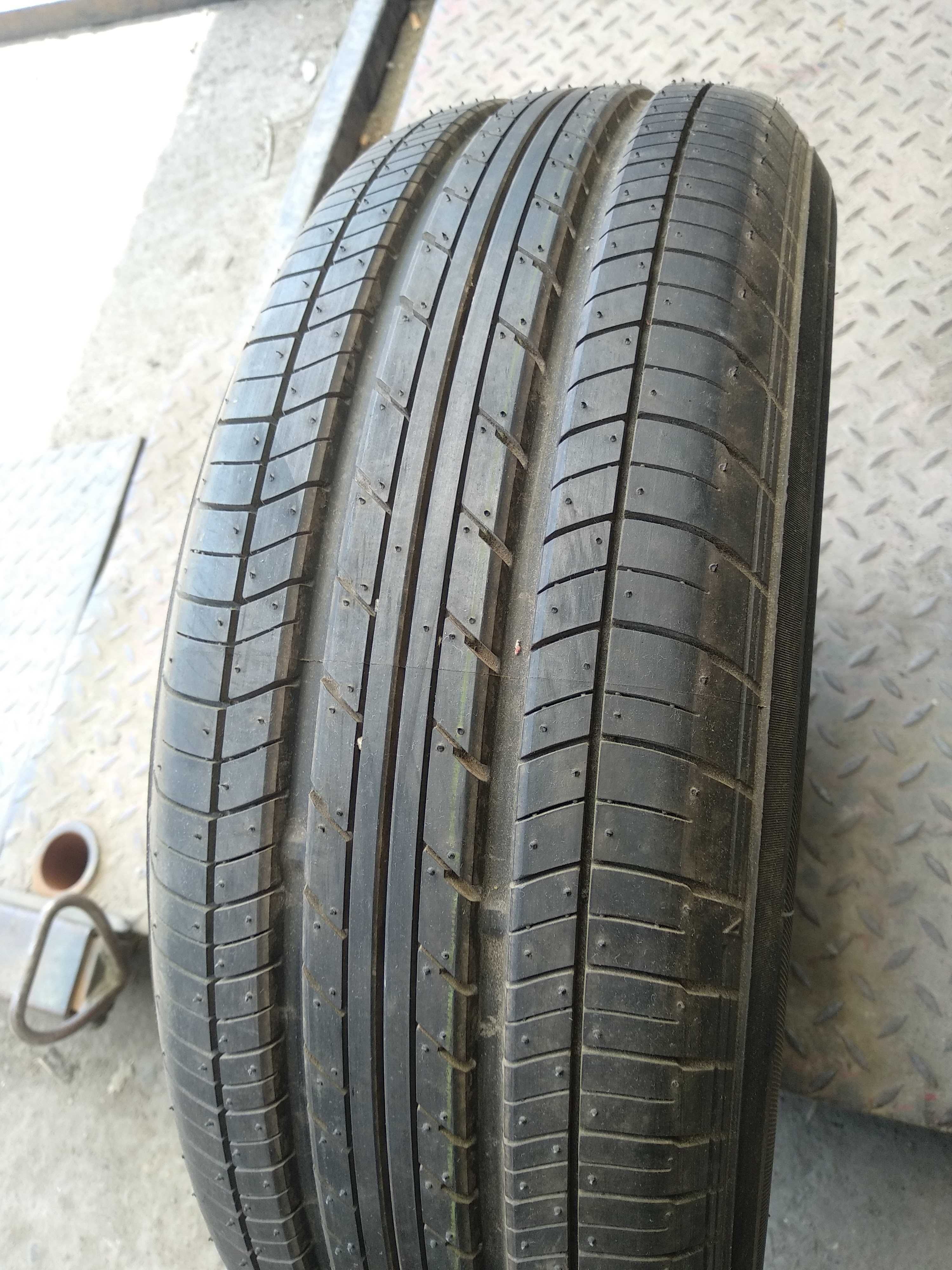 Yokohama 185/65R14 Aspec A300 nowa 1 szt.