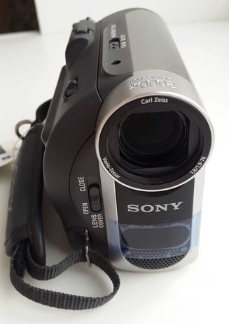 Цифровая видеокамера SONY (DCR-HC38E, Япония)