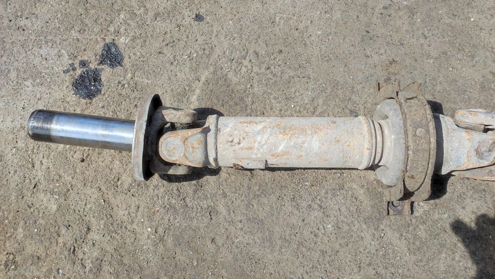 Задній Кардан Nissan Navara D22 2.5 Diesel