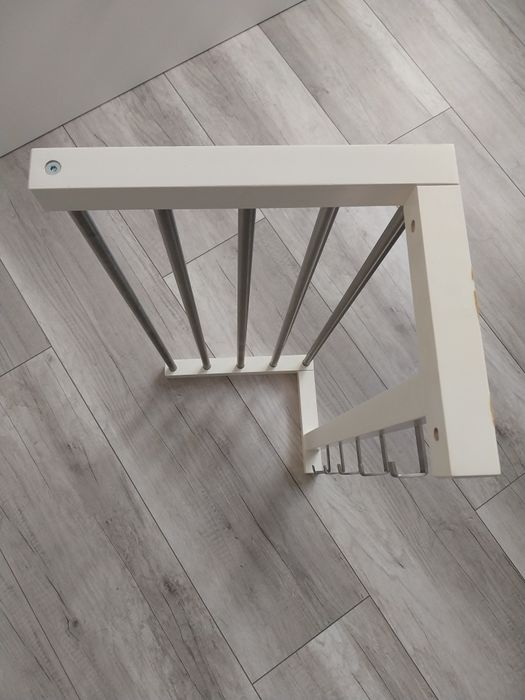 Wieszak półka na kapelusze IKEA Tjusig biały 79 cm.