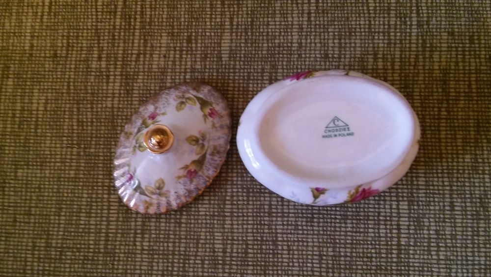 Porcelana fajans z Prl