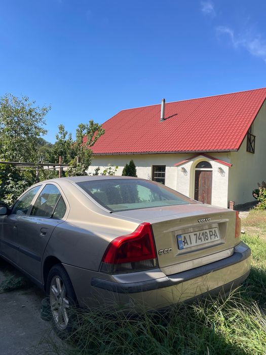 Volvo S60. 2005 року (2,4 дизель)