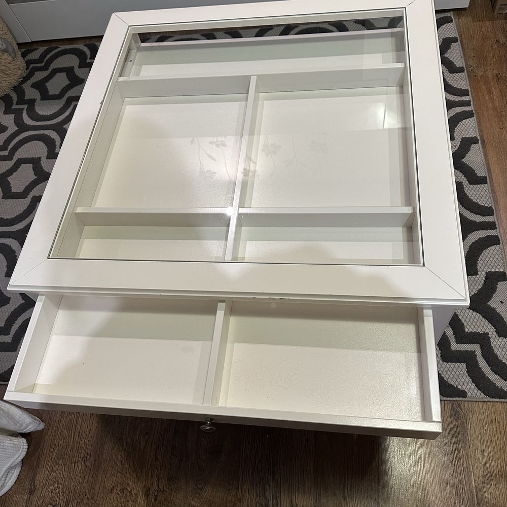 Stolik Ikea z szufladą