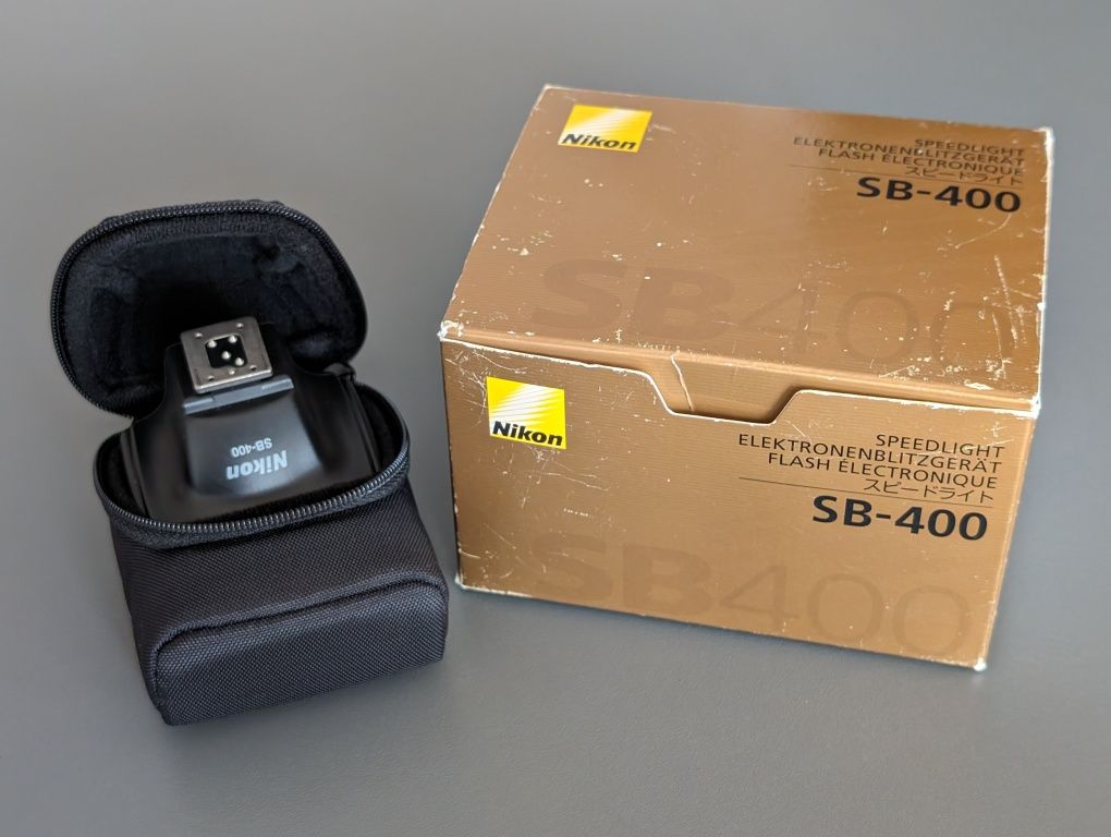 Lampa Nikon SB-400