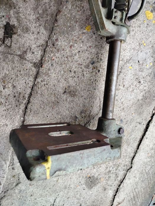 Masywny stojak do wiertarki 15 kg