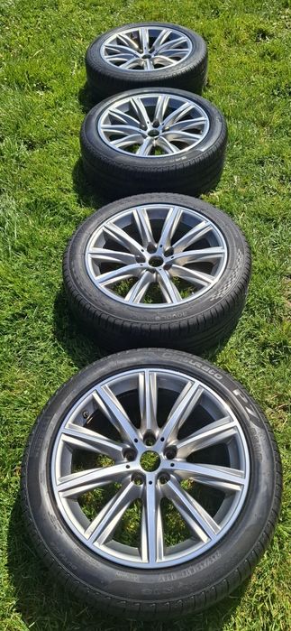 Alufelgi Bmw 5 G30 G31 8×18 Et 30 5X112 Opony 245/45/18
STYLING 684
ST