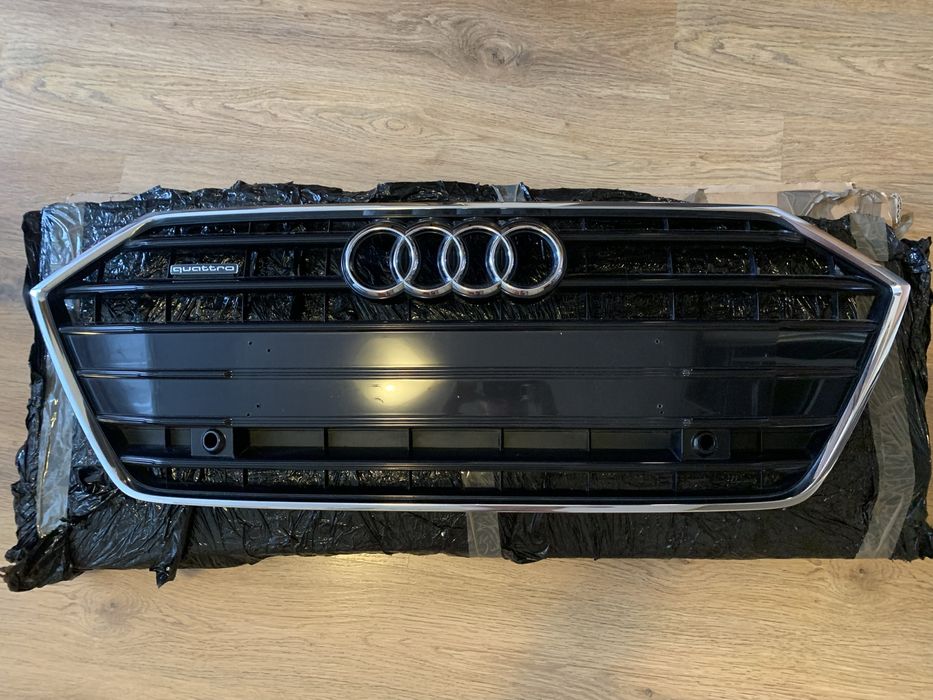Решітка радіатора Audi a7 c8 4k