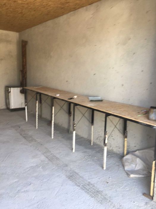 Гараж двоповерховий