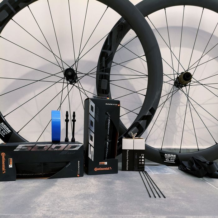 NOWY, gotowy do jazdy zestaw–koła 50mm+Conti GP5000STR. Opcja bez opon