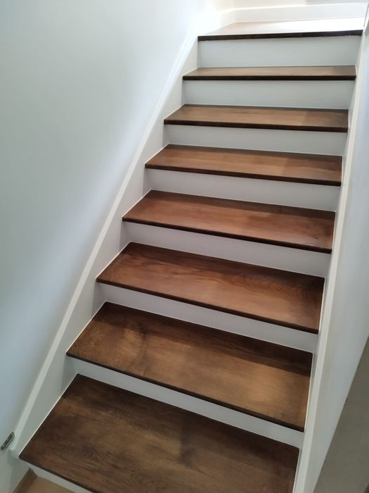 Cyklinowanie lakierowanie parkietu, renowacja schodów