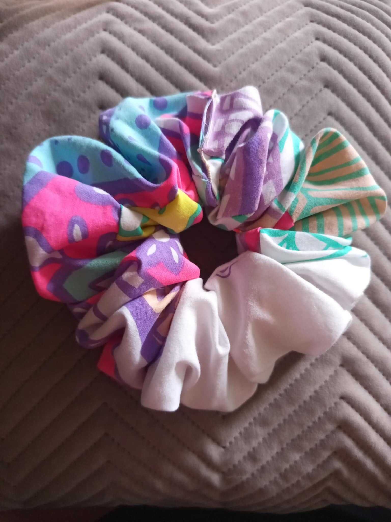 Zestaw gumek Scrunchie i spinek