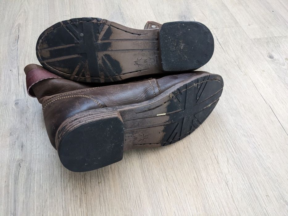 Шкіряні черевики Fly