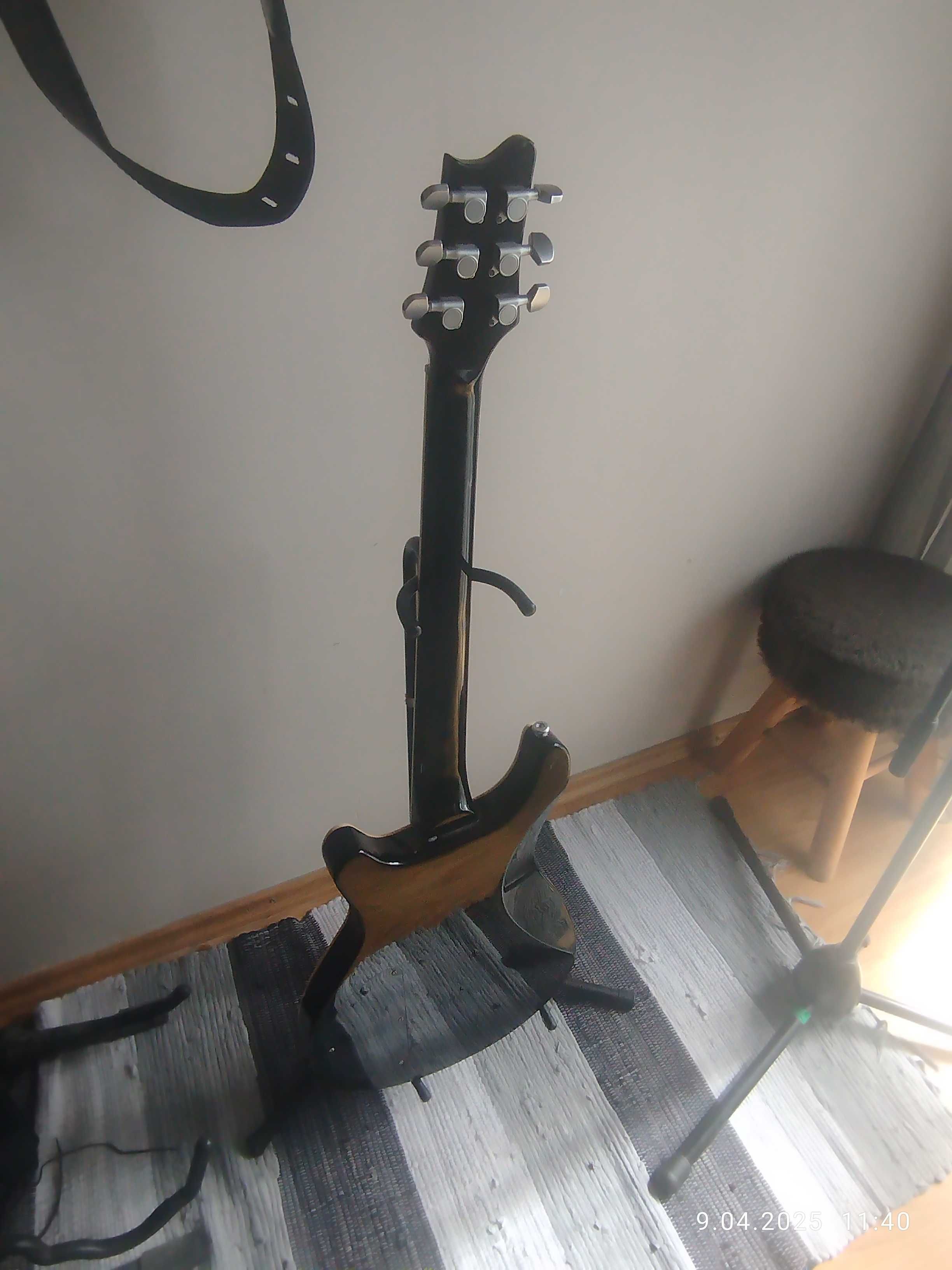 Gitara elektryczna VGS Spirit Select Gloss Black z przystawkami Gibson