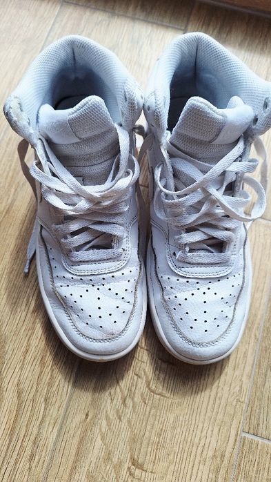 Buty Nike Sneakersy r.39 białe wysokie trampki