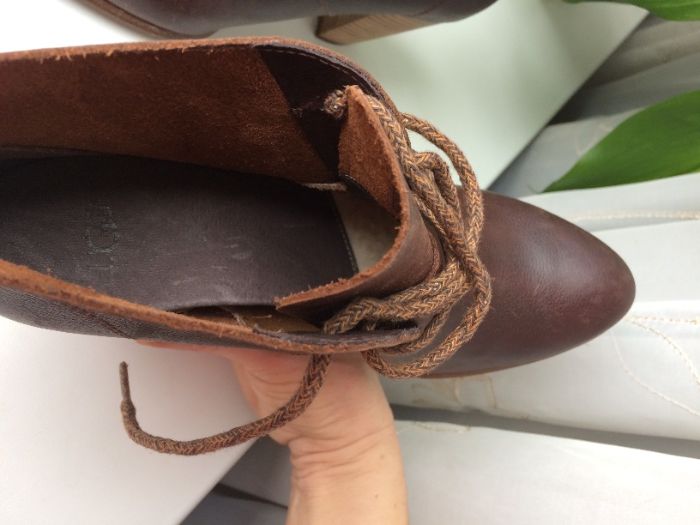 Шкіряні черевики (ботильйони) UGG Mackie, 36